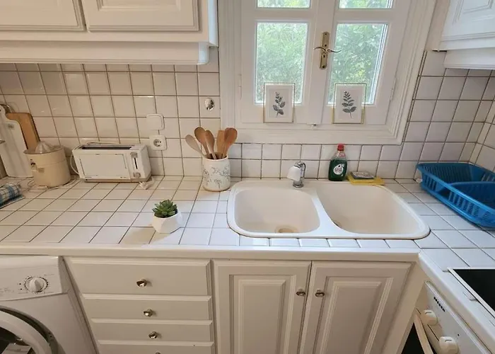 Elia Oasis Coastal Escape