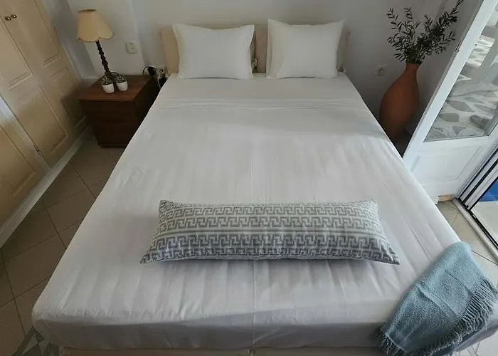 Elia Oasis Coastal Escape Lägenhet *